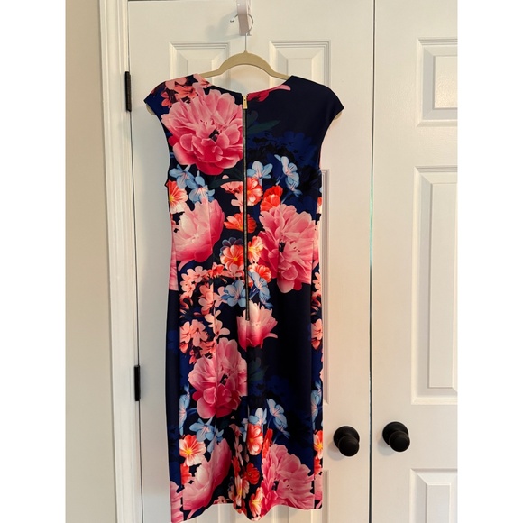 Vince Camuto Floral Scuba Midi Sheath Dress Size 8 - Picture 2 of 6